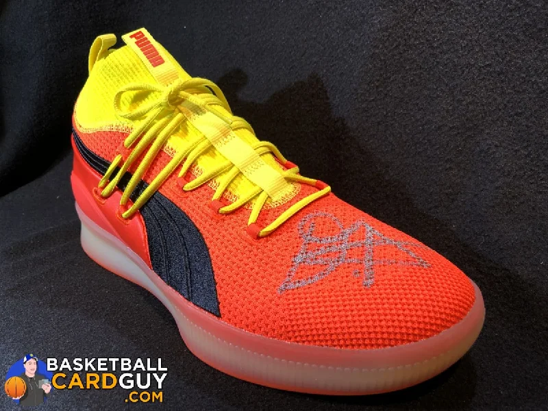 DeAndre Ayton Autographed Game-Issued Shoe (Steiner COA)